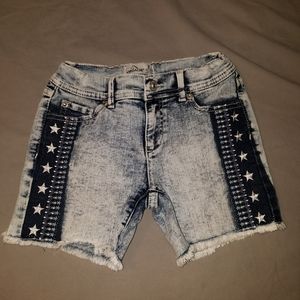 Star Shorts